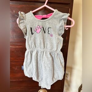 Simply Southern romper. Size 12 - 18 months. “love” with paw accent